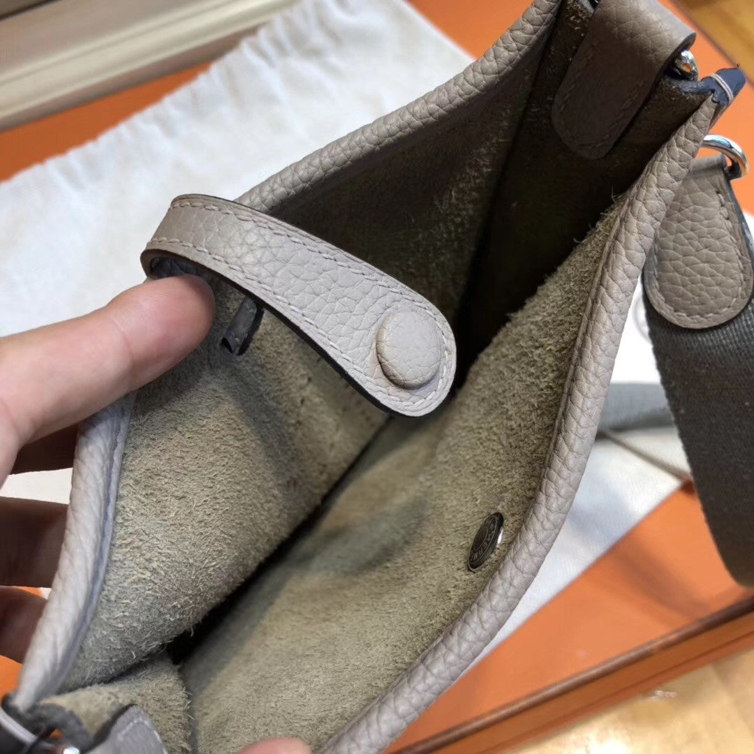 Hermes Etoupe Atoll Evelyne 33 bag