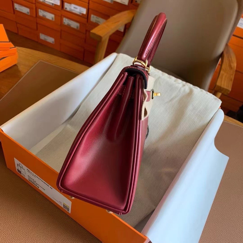 Hermès Red Kelly 25 Box Leather Gold Hardware Hermes