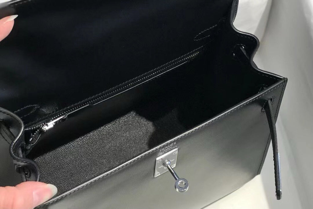 Hermès Black Kelly Sellier 25 Box Leather Palladium Hardware Hermes