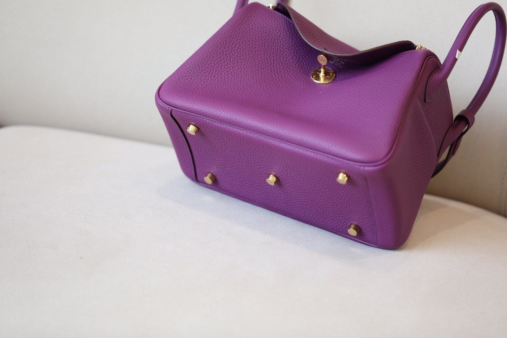 Hermes Lindy 30 P9 Anemone Togo Gold Hardware