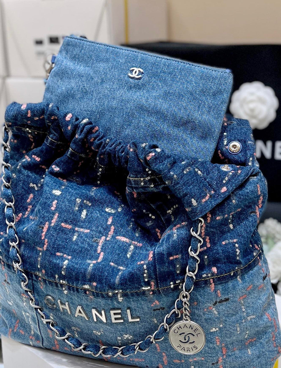 CHANEL Haut  Couture 22 HANDBAG Glittered Denim Medium AW 2023