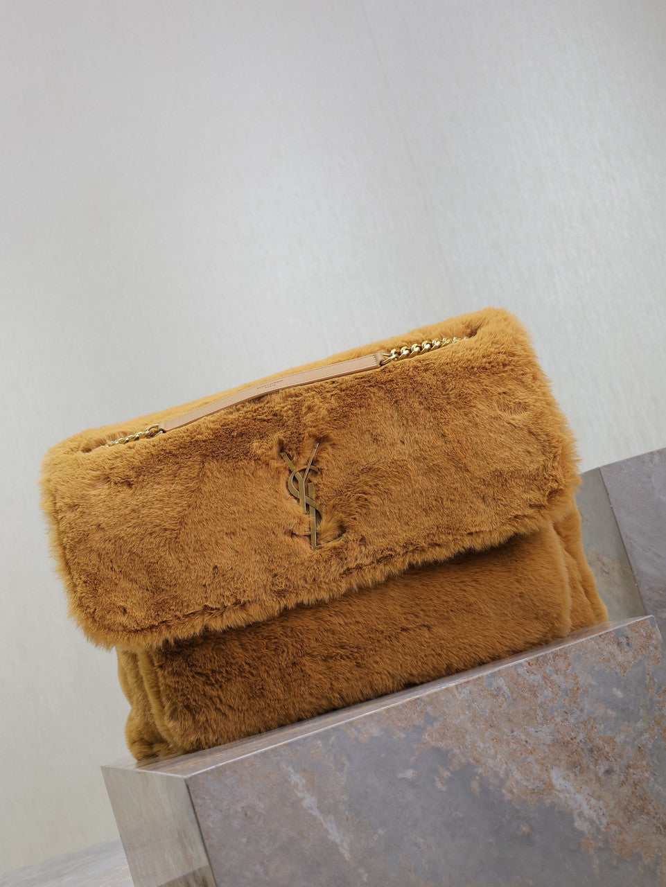 Saint Laurent NIKI LARGE IN SHEARLING MUSTARD Saint Laurent