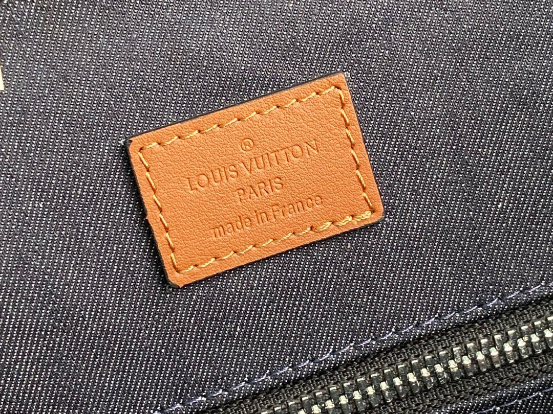 Louis Vuitton M21373 CHRISTOPHER PM Backpack