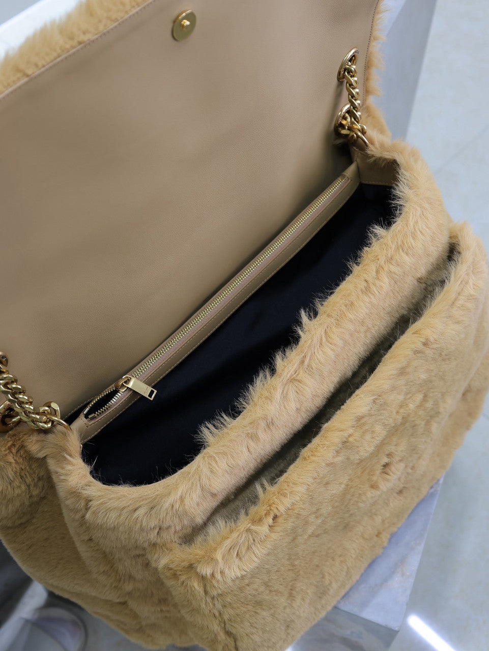 Saint Laurent NIKI LARGE IN SHEARLING MUSTARD Saint Laurent
