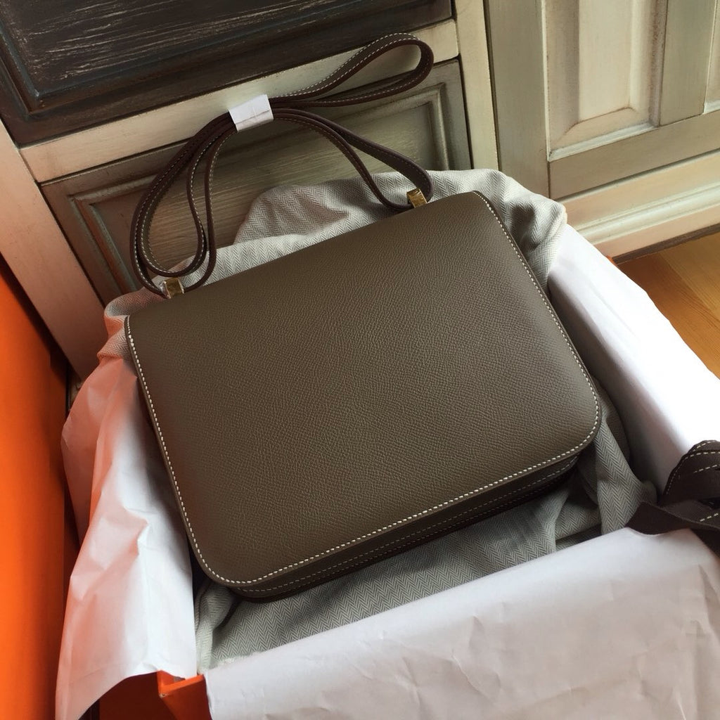 Hermes 8F Etain Constance 24 Epsom bag with Gold Hardwares