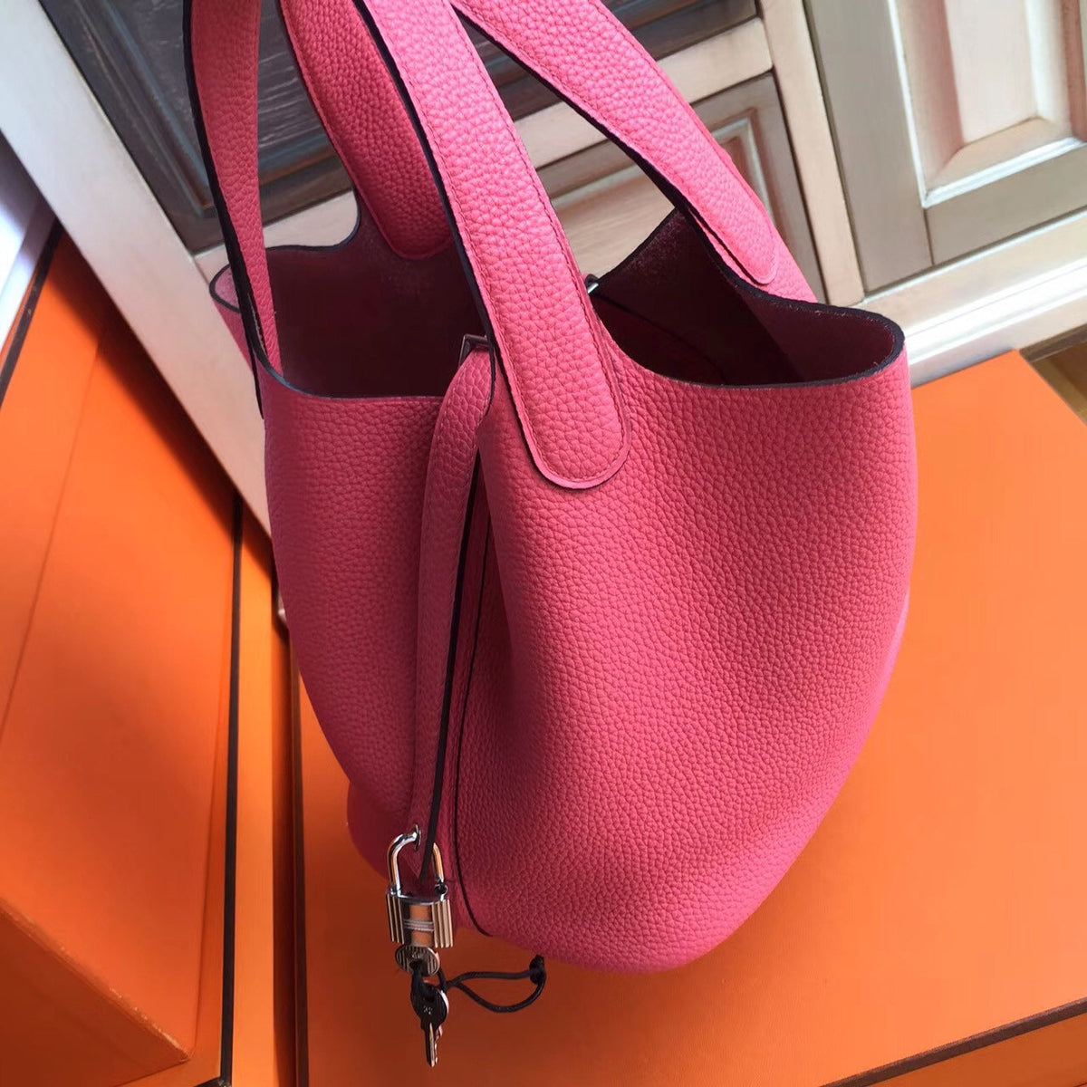 Hermes E5 Rose Tyrien Picotin Lock 18 Togo Leather Bag