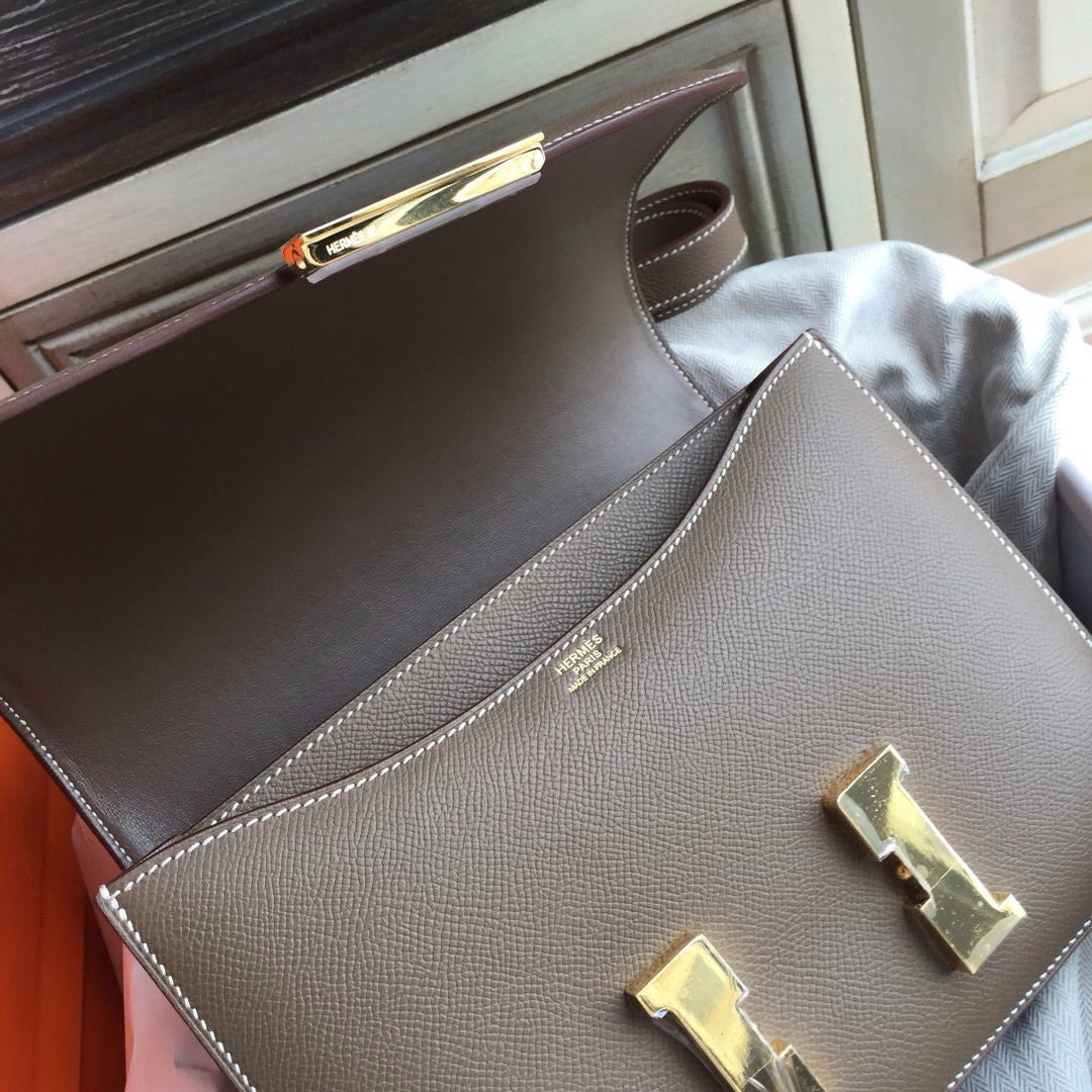 Hermes 8F Etain Constance 24 Epsom bag with Gold Hardwares