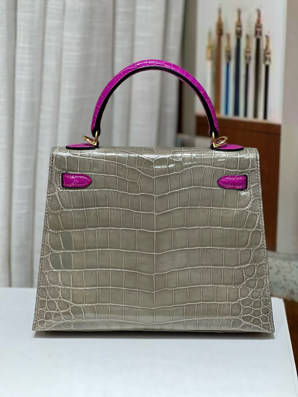 Hermes SPECIAL ORDER SHINY NILOTICUS CROCODILE KELLY 25 WITH GOLD HARDWARE