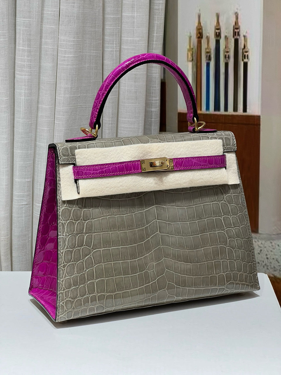 Hermes SPECIAL ORDER SHINY NILOTICUS CROCODILE KELLY 25 WITH GOLD HARDWARE