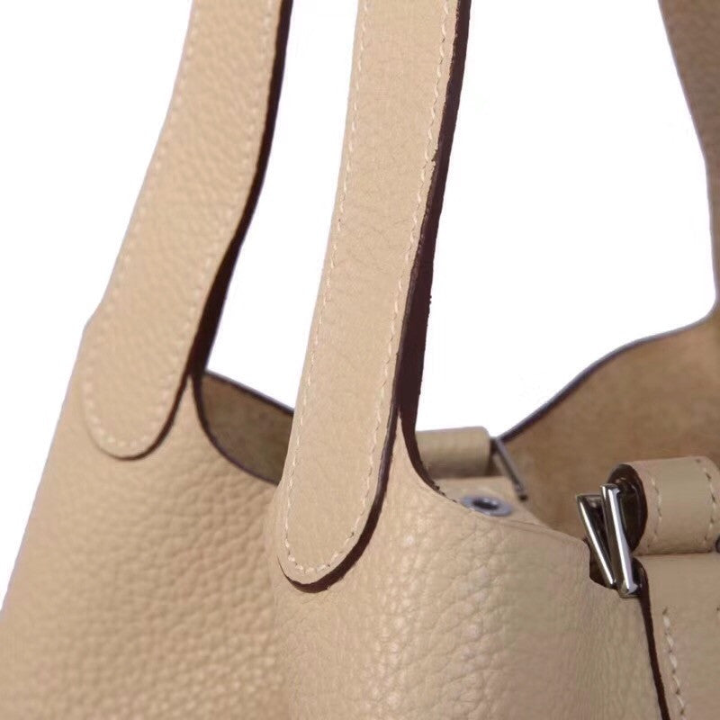 Hermes 81 Gris Picotin Lock MM Togo Leather Bag