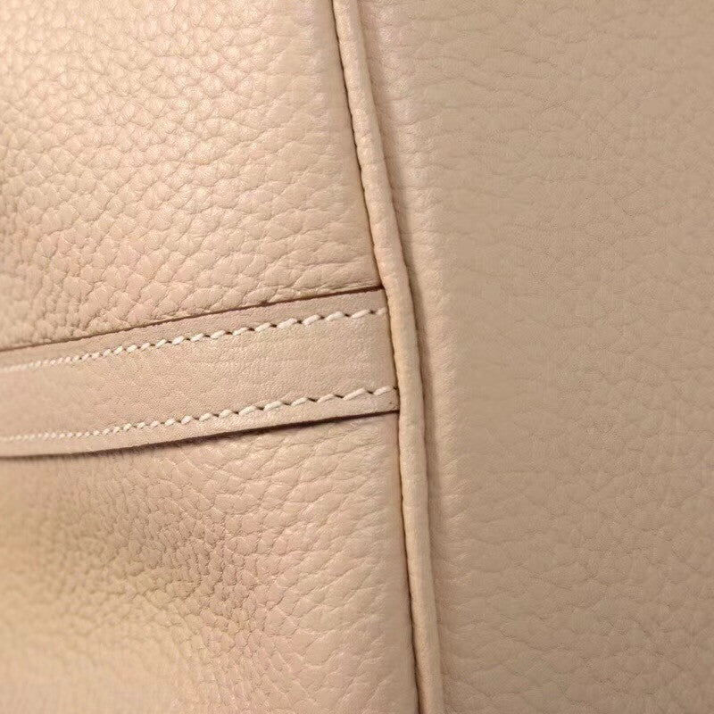 Hermes 81 Gris Picotin Lock MM Togo Leather Bag