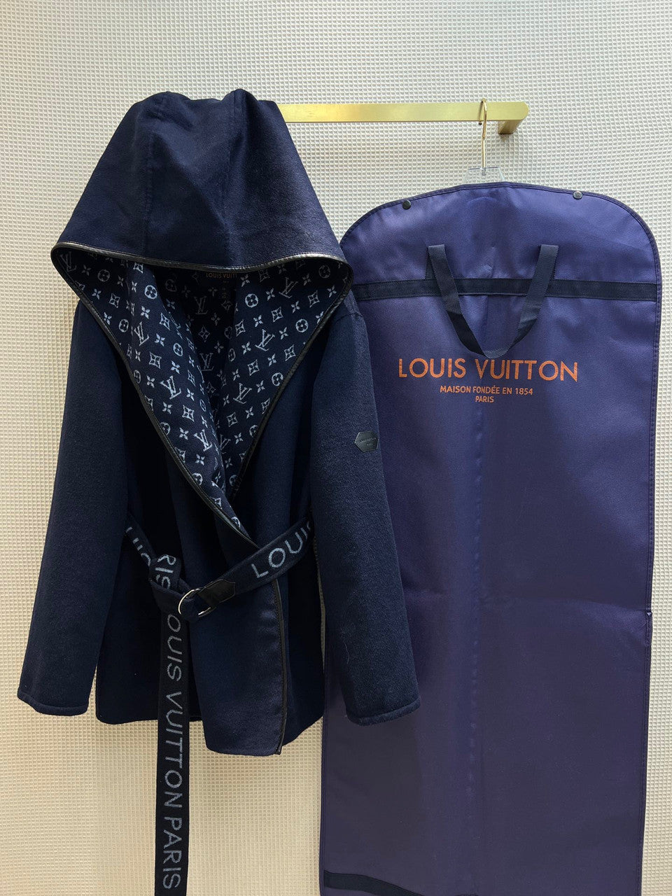 Louis Vuitton HOODED WRAP COAT
