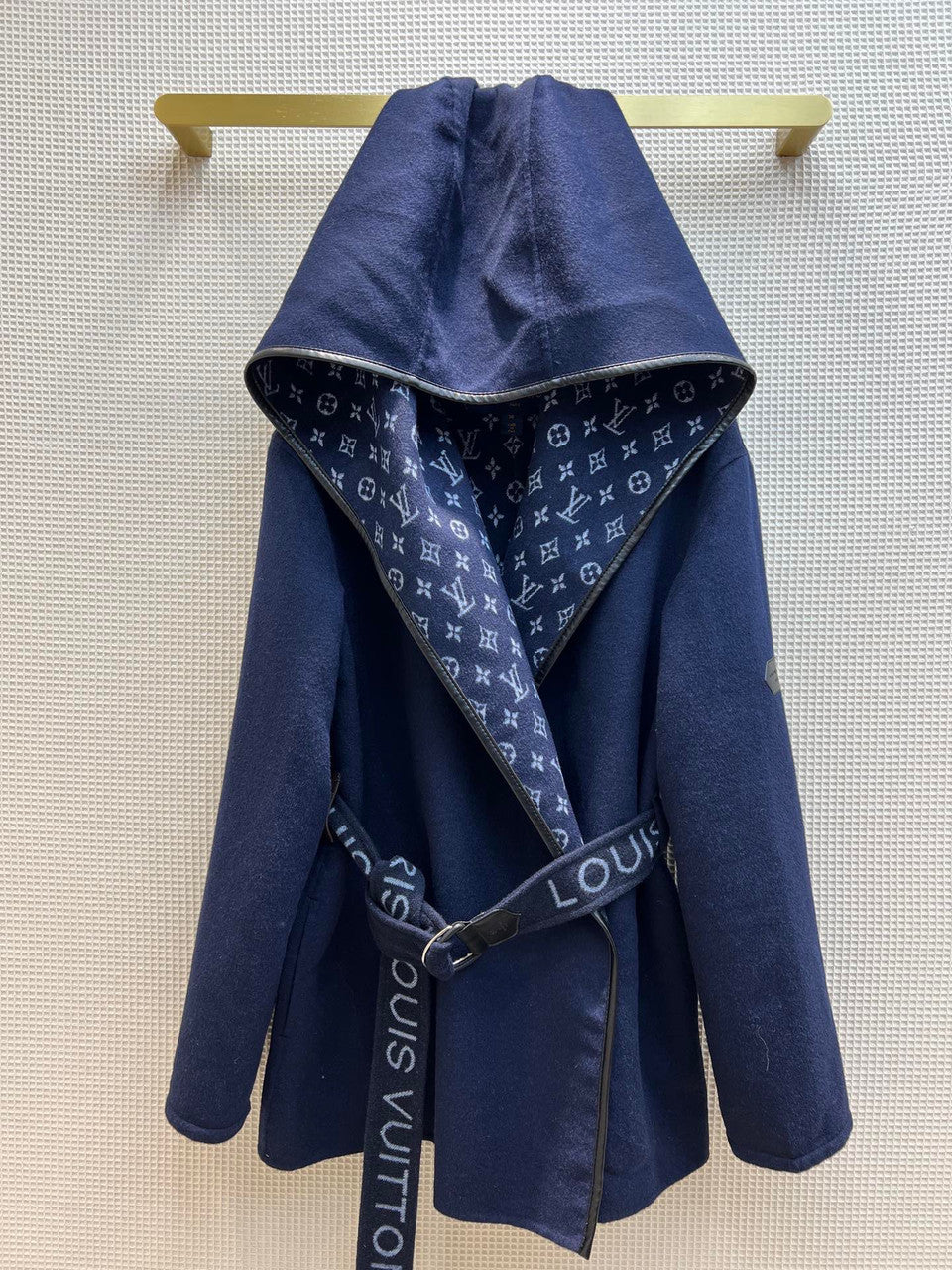 Louis Vuitton HOODED WRAP COAT