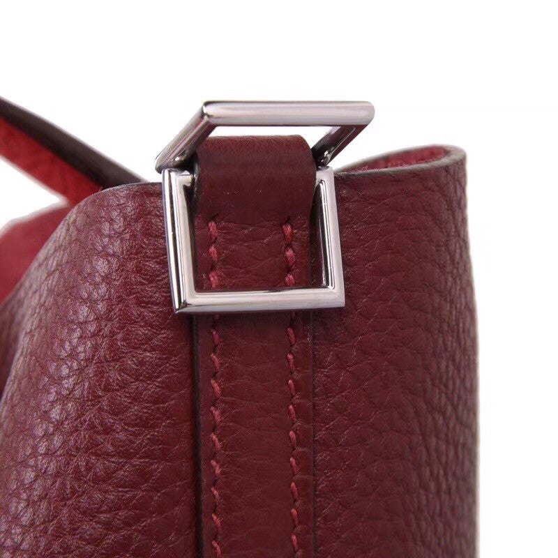 Hermes Rouge H/Rough VF Picotin Lock MM Togo Leather Bag