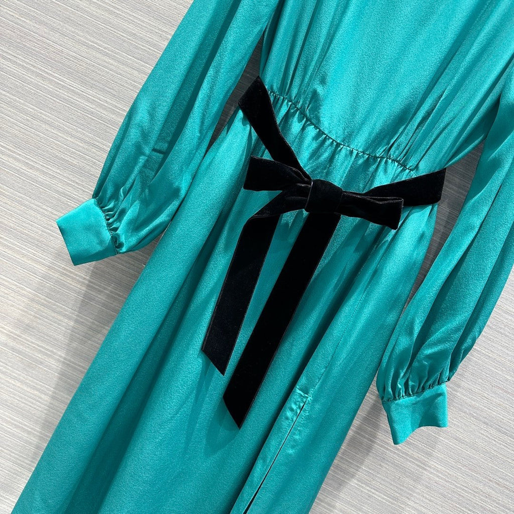 Gucci Silk belted dress Green