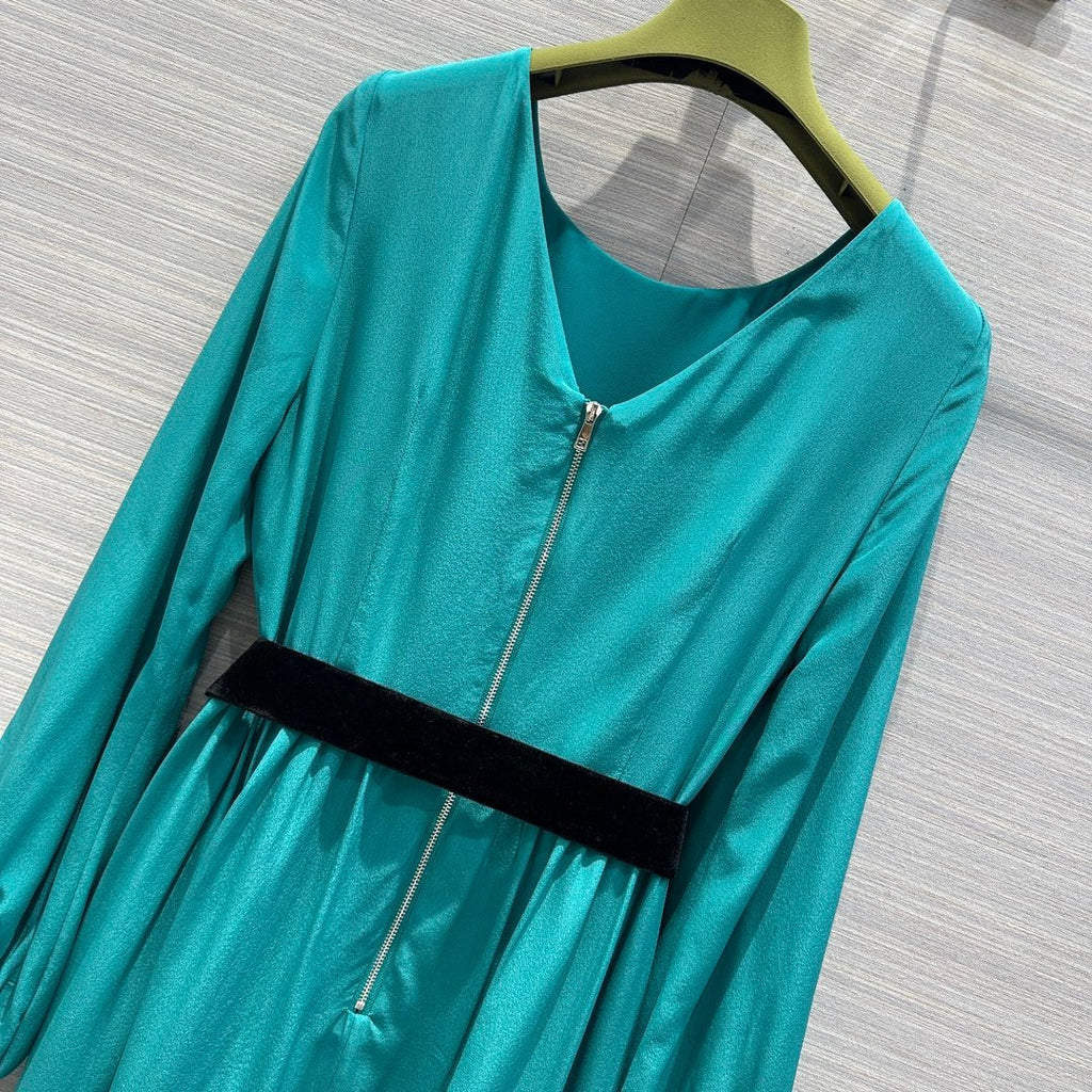 Gucci Silk belted dress Green
