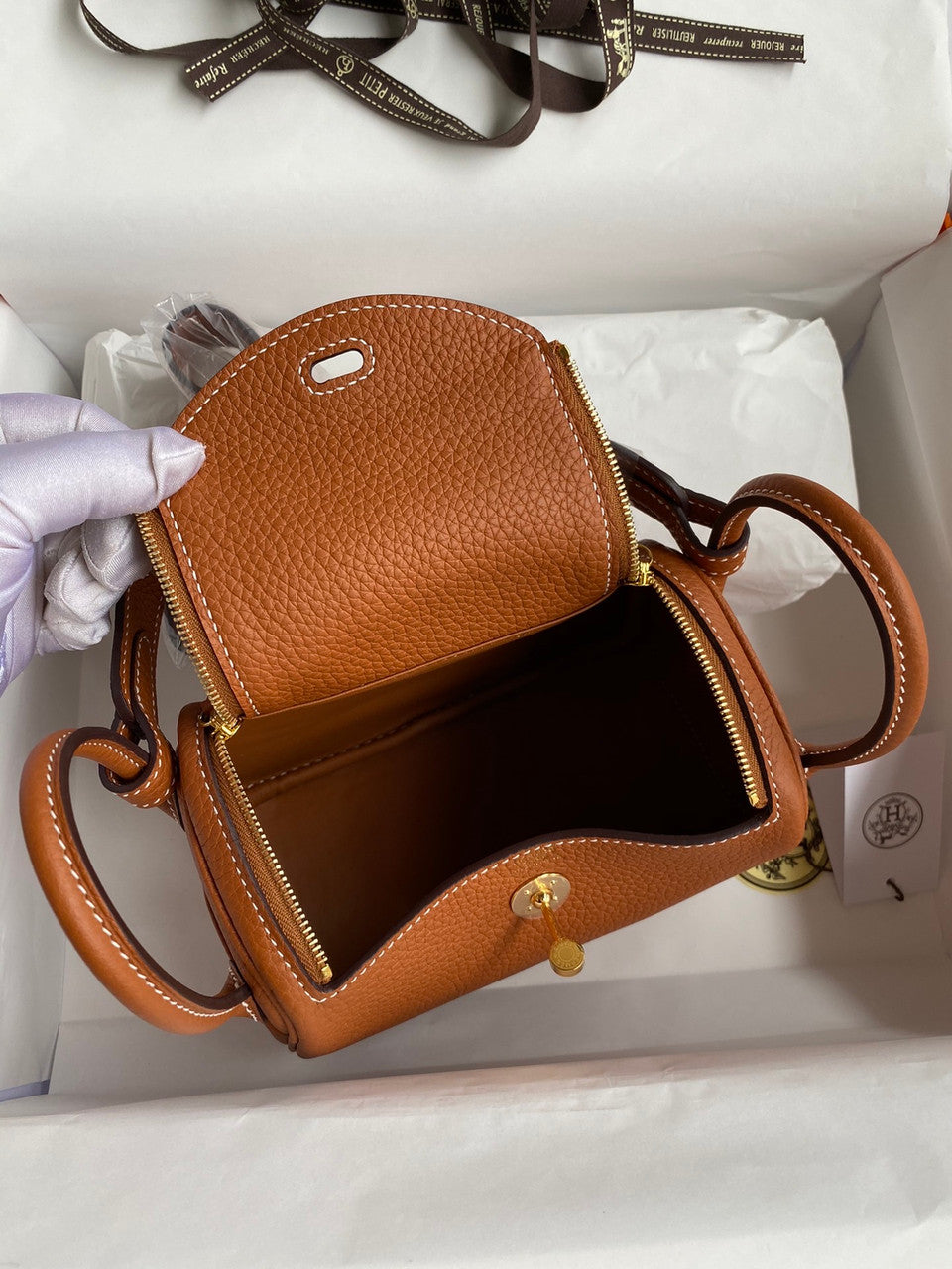 Hermes Mini Lindy 20cm Bag Gold Togo Leather Gold Hardware