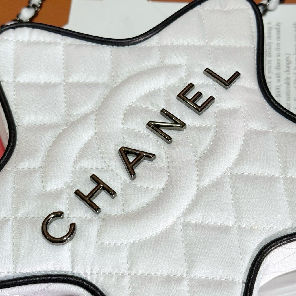 CHANEL STAR HAND BAG WHITE