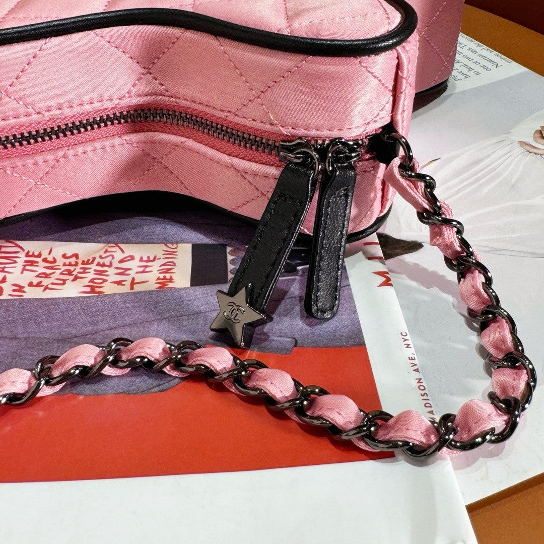 CHANEL STAR HAND BAG PINK