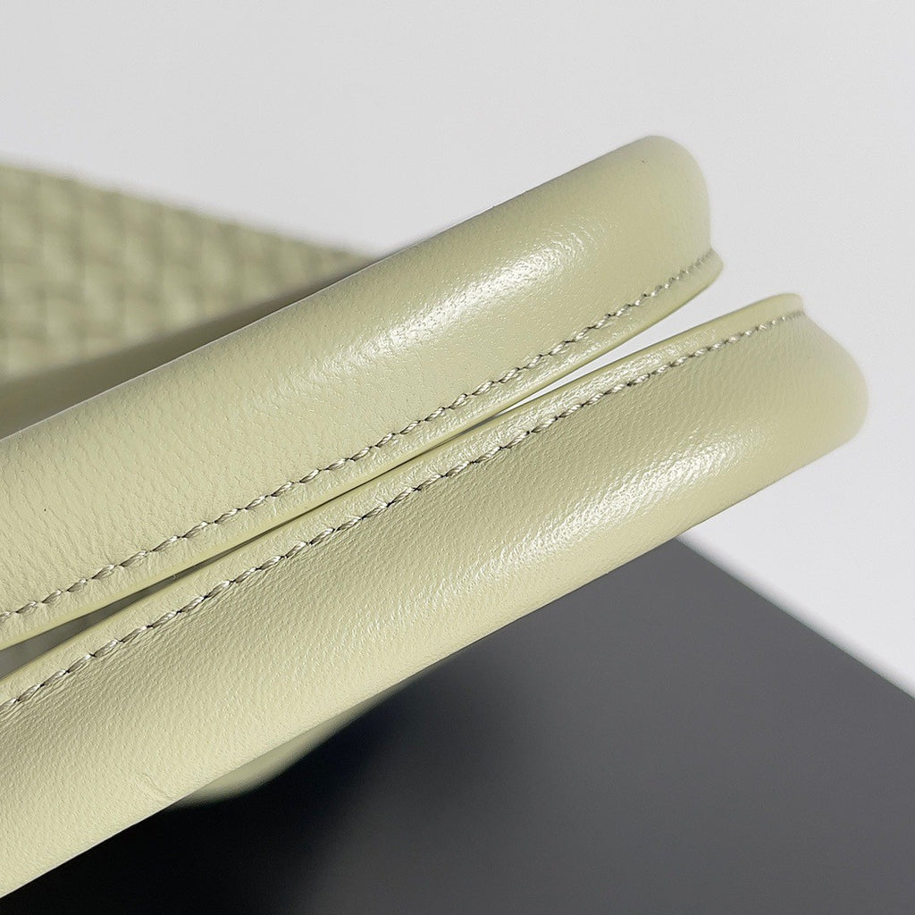 Bottega Veneta Large Cabat in New Sauge