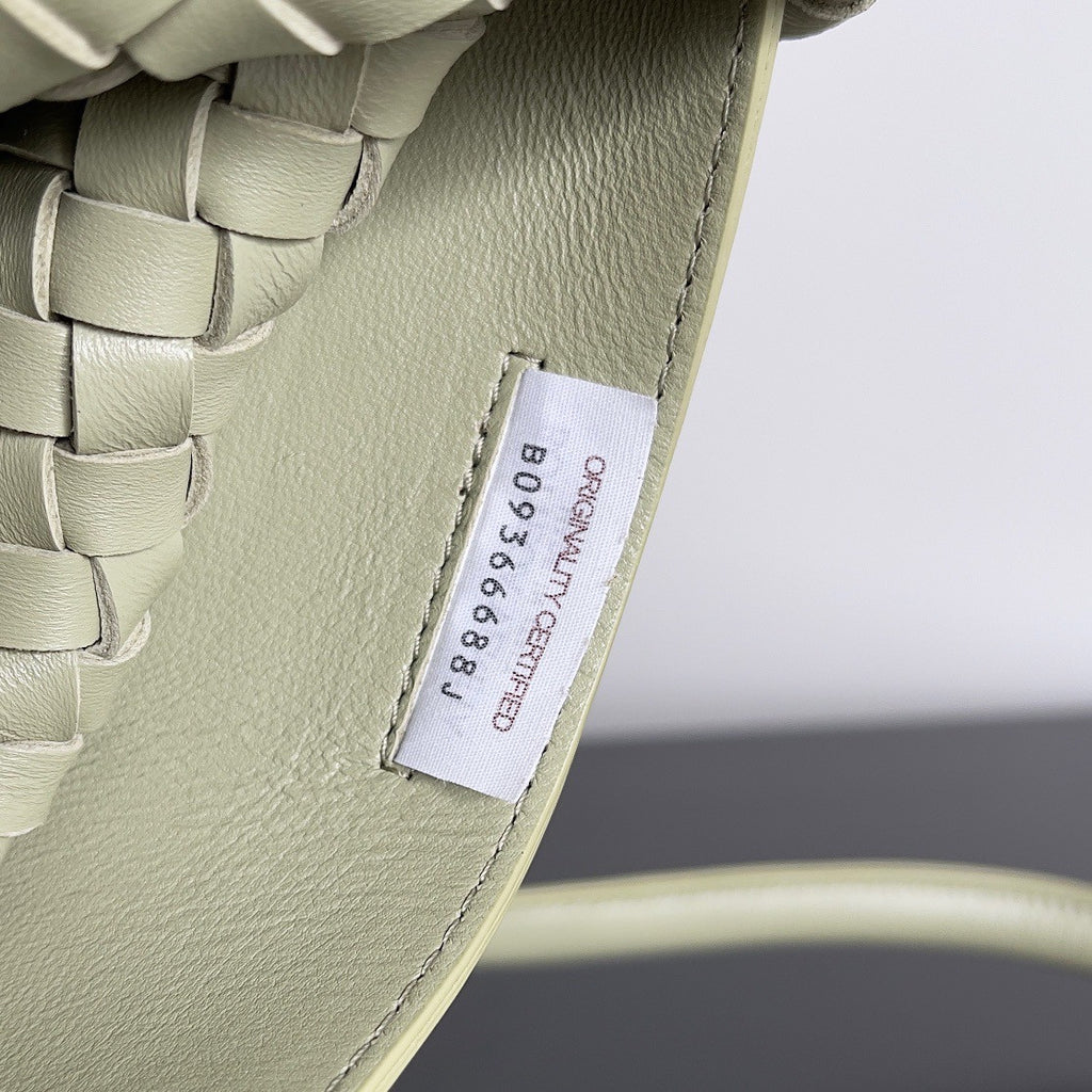 Bottega Veneta Large Cabat in New Sauge