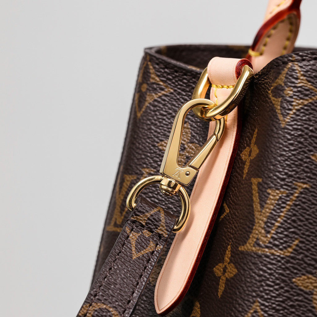 Louis Vuitton M41055 Montaigne BB