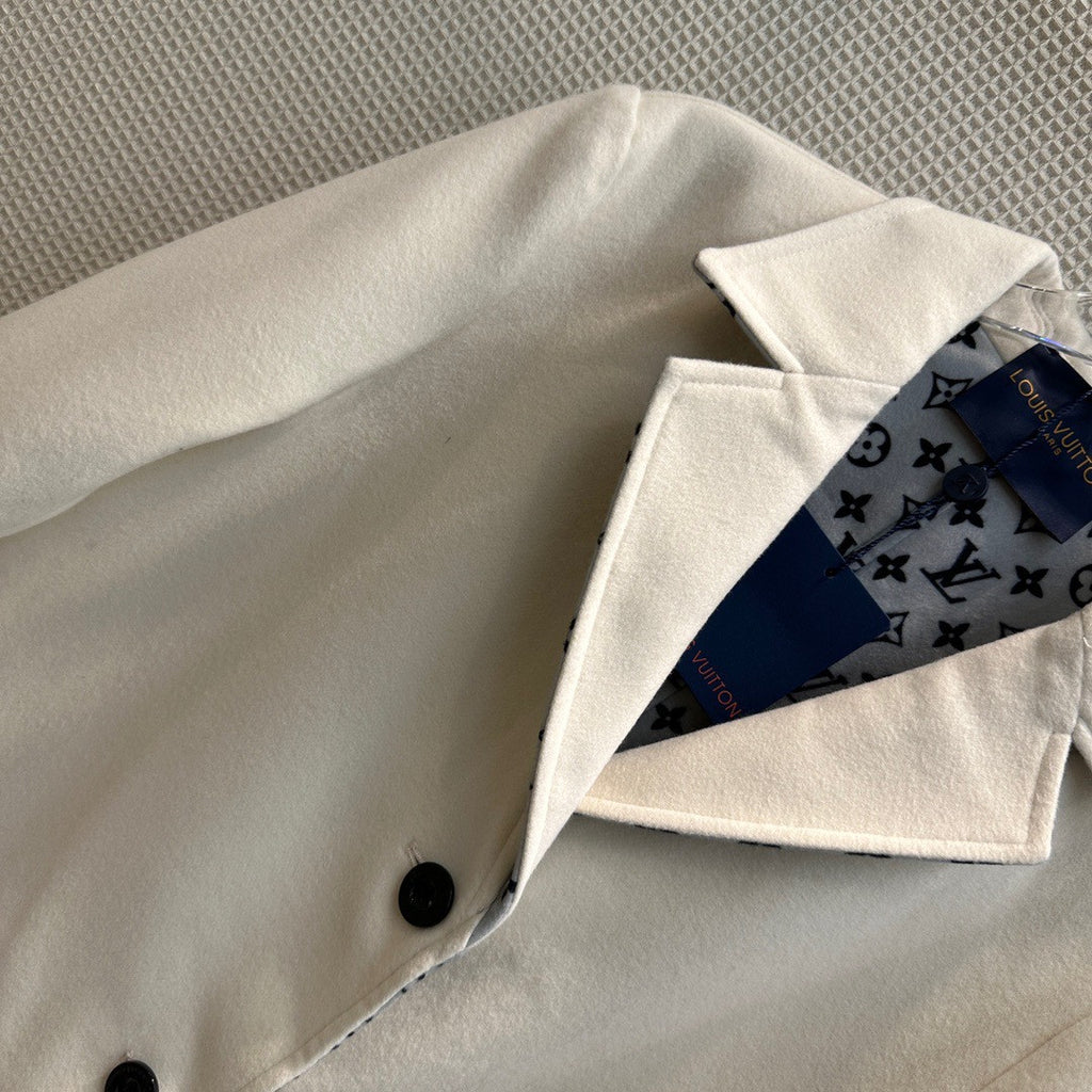 Louis Vuitton 1AAK67 REVERSIBLE MONOGRAM JACQUARD COAT WHITE