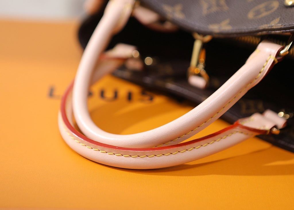 Louis Vuitton M41055 Montaigne BB
