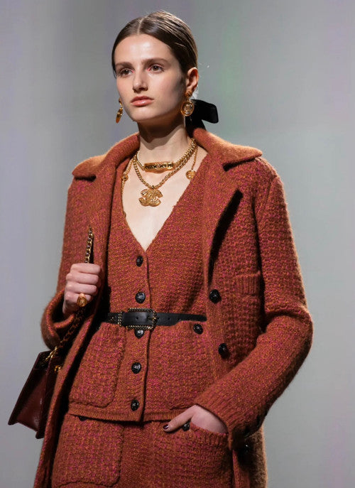 CHANEL FALL-WINTER 2024/25   CABAN Chanel