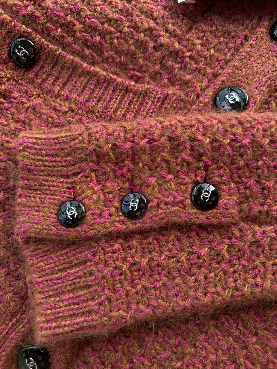 CHANEL FALL-WINTER 2024/25   CABAN Chanel