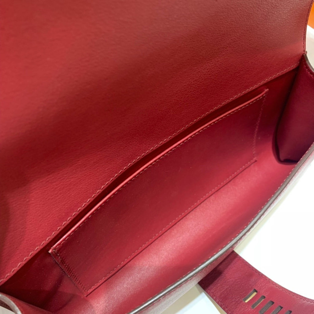 HERMES 23cm Red  Swift Leather Gold Plated Medor Clutch Bag