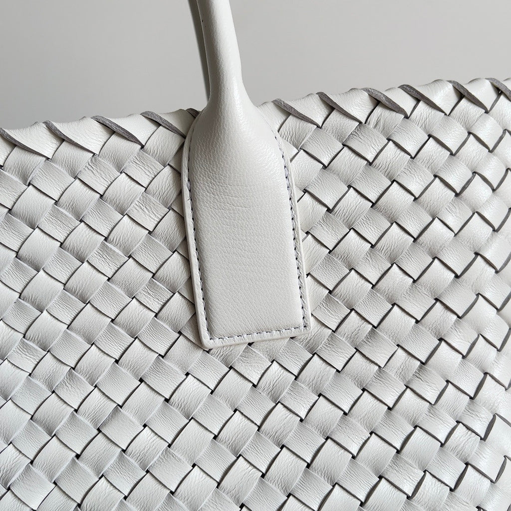 Bottega Veneta Small Cabat White