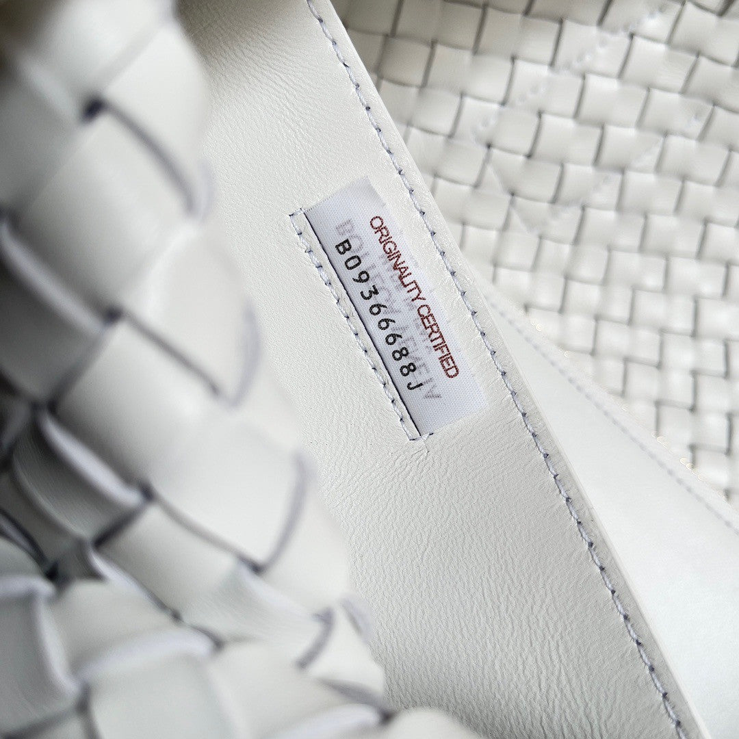 Bottega Veneta Small Cabat White