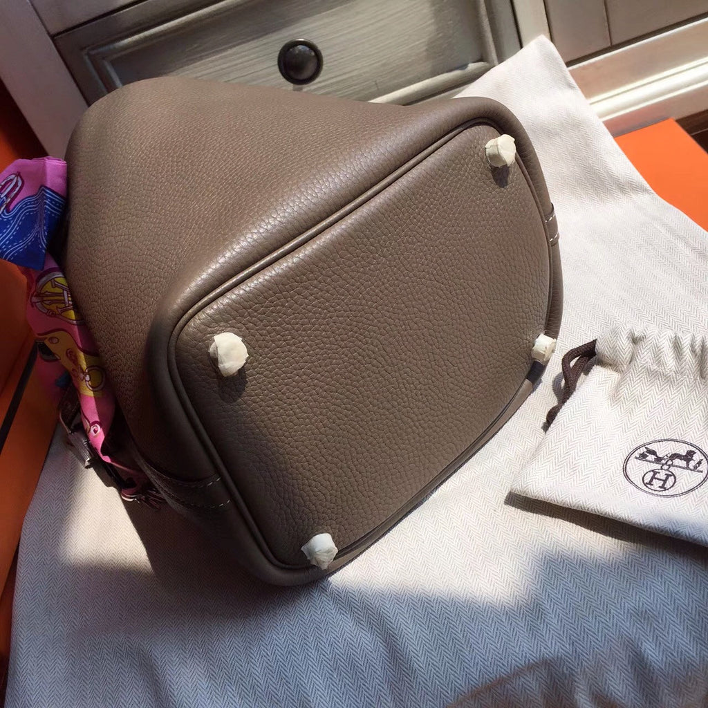 Hermes  18 Etoupe Picotin Lock GM Togo Leather Bag