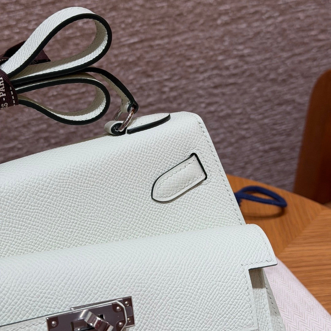 Hermes Kelly Sellier 20 en Desordre Craie with Palladium Hardware