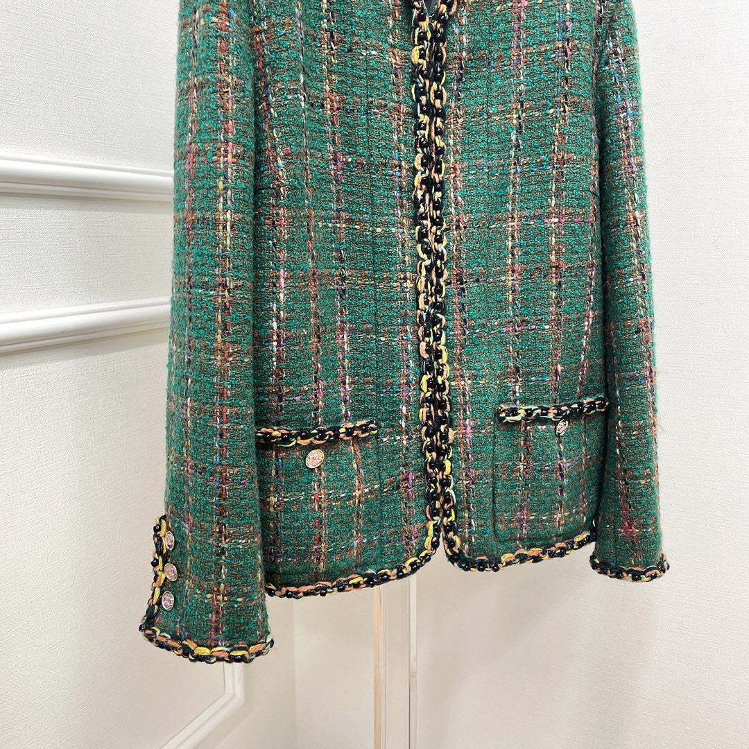 Chanel FW2023 Métiers d'Art Wool & Silk Tweed  Green Tweed Jacket