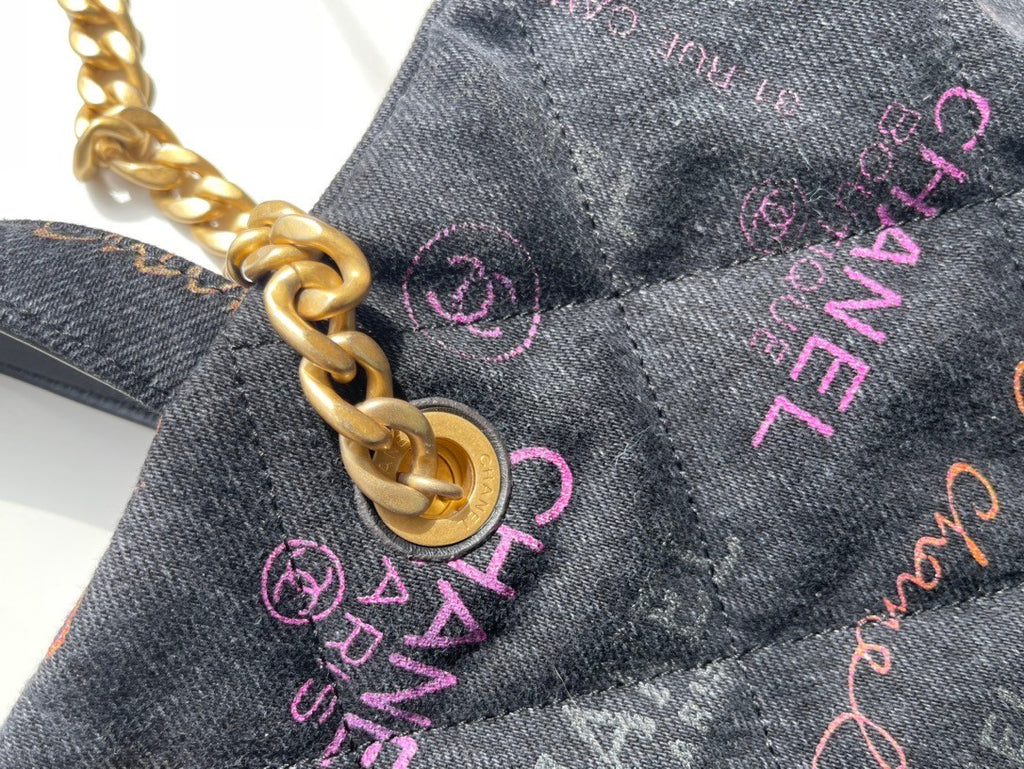Chanel MAXI DENIM SHOPPING BAG 2022