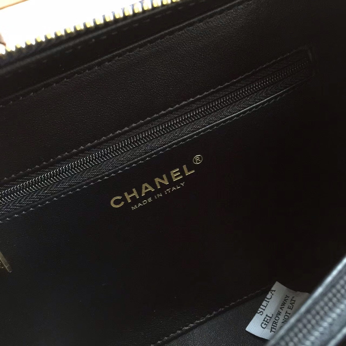 CHANEL CC FILIGREE VANITY CASE BAG Medium Black/Blue