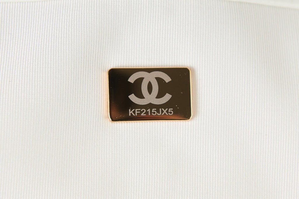 Chanel Limited Edition Runway MAXI SHOPPING BAG 2022 White