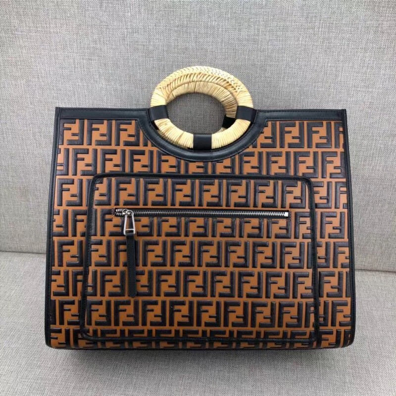 Fendi RUNAWAY SHOPPER