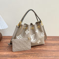 Louis Vuitton M25453 LV Bundle