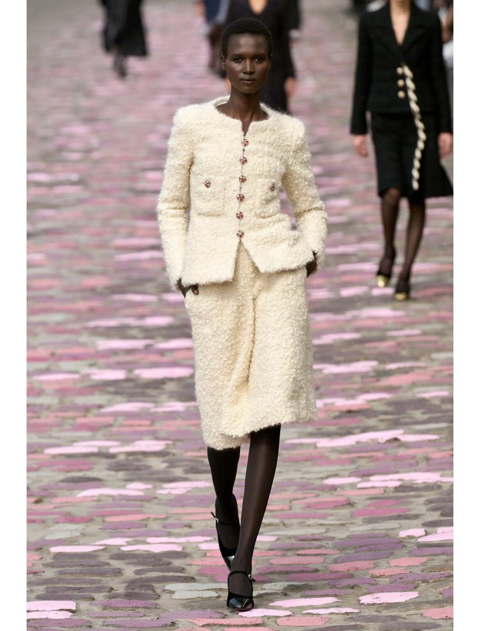 CHANEL fall-winter 2023/24 haute couture Look 7