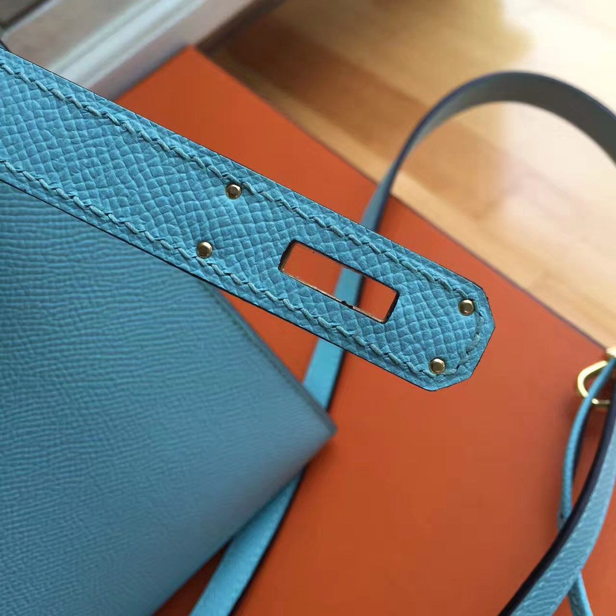 Hermès Blue Kelly 32 Togo Gold Hardware