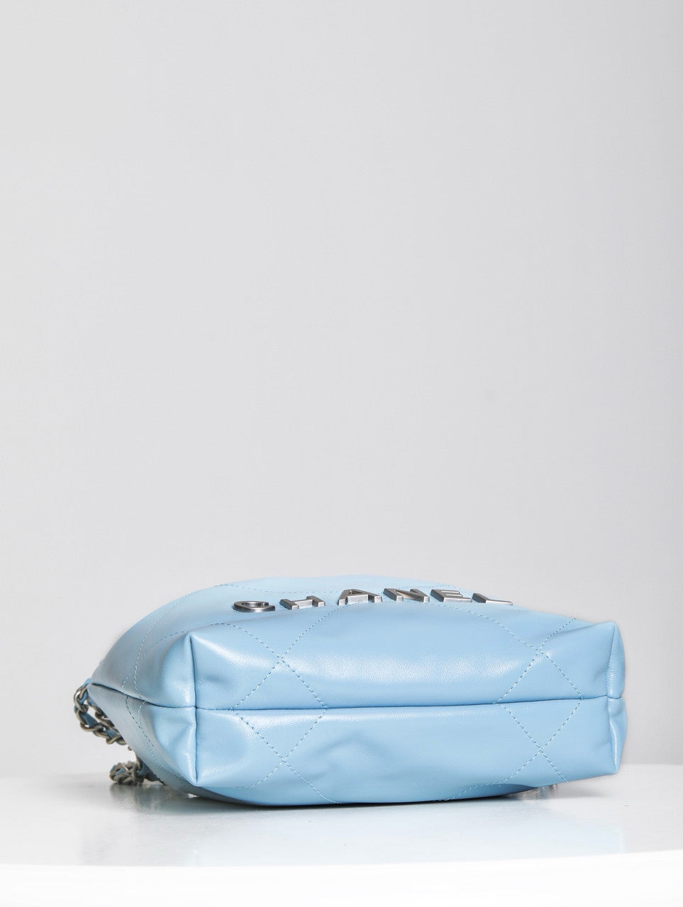 CHANEL 22 MINI HANDBAG SILVER LOGO SS2023 BABY BLUE
