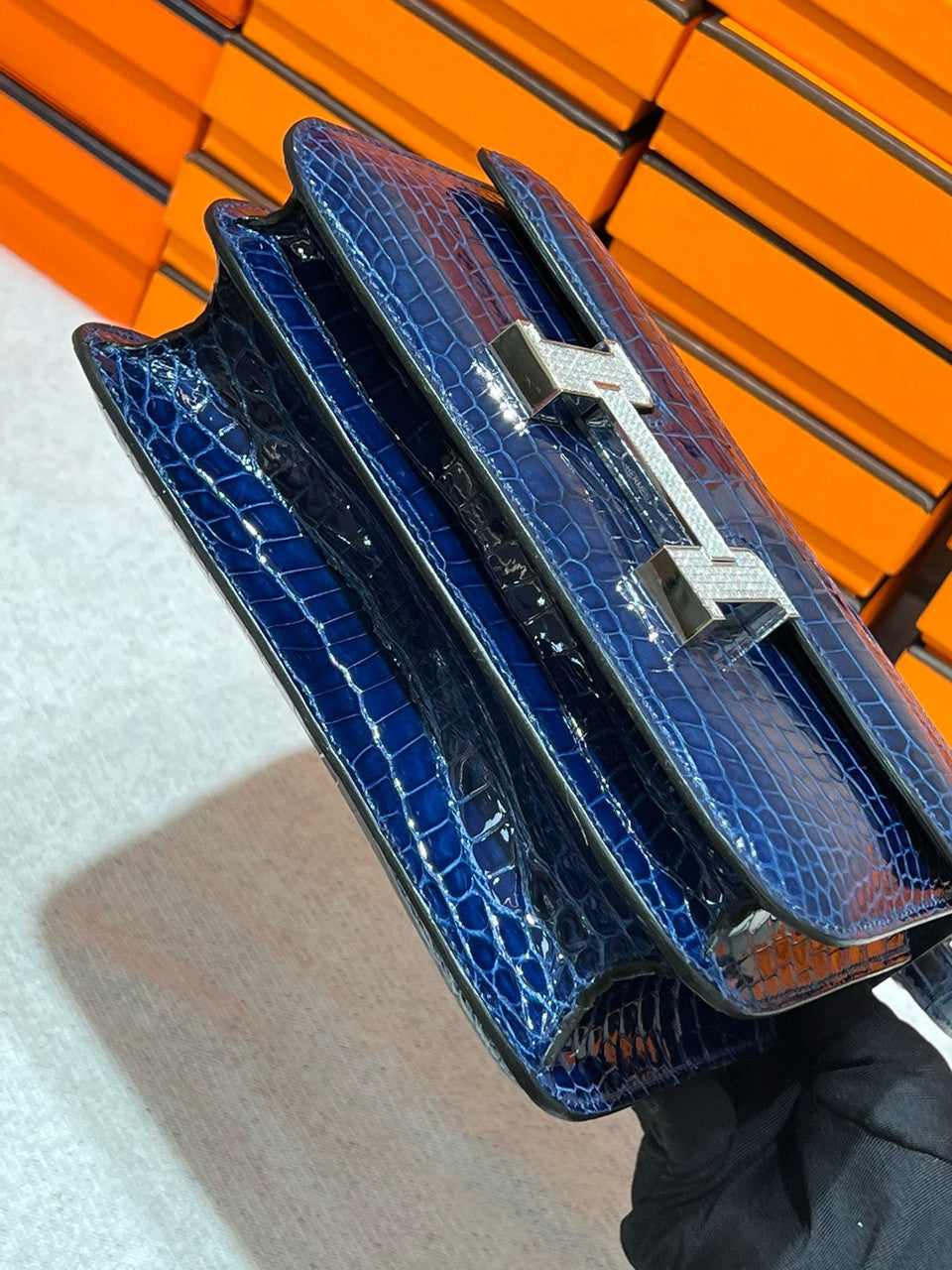HERMES SHINY BLEU ÉLECTRIQUE POROSUS CROCODILE MINI CONSTANCE 18 WITH 18K WHITE GOLD & DIAMOND HARDWARE