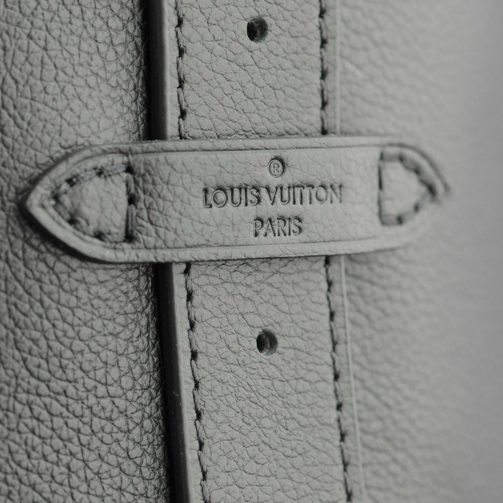 Louis Vuitton M24856 Low Key Hobo MM BLACK