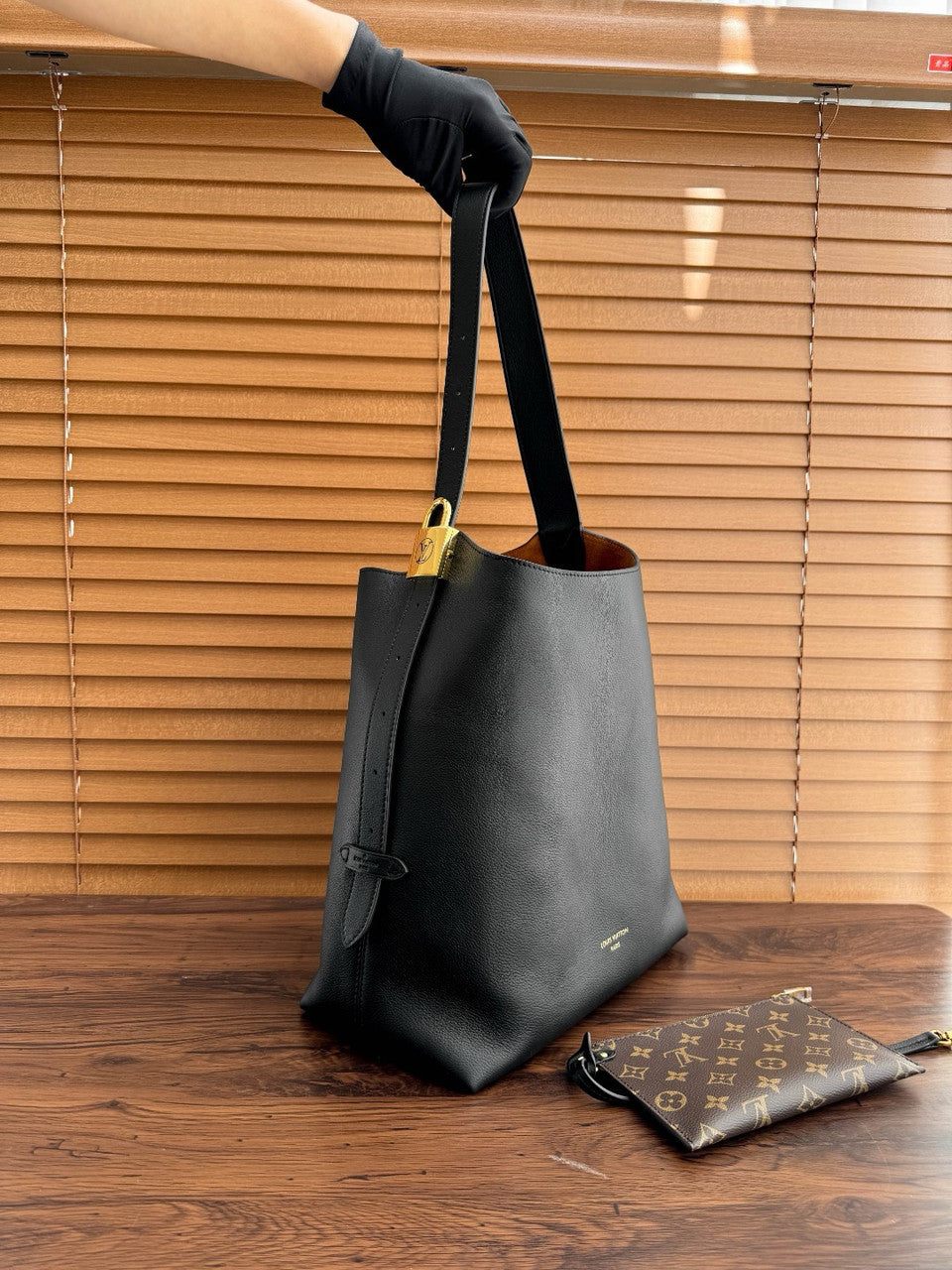 Louis Vuitton M24856 Low Key Hobo MM BLACK