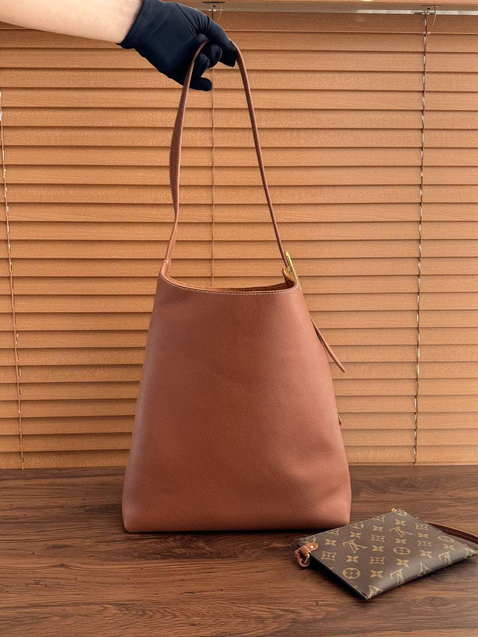 Louis Vuitton M24974 Low Key Hobo MM Cognac