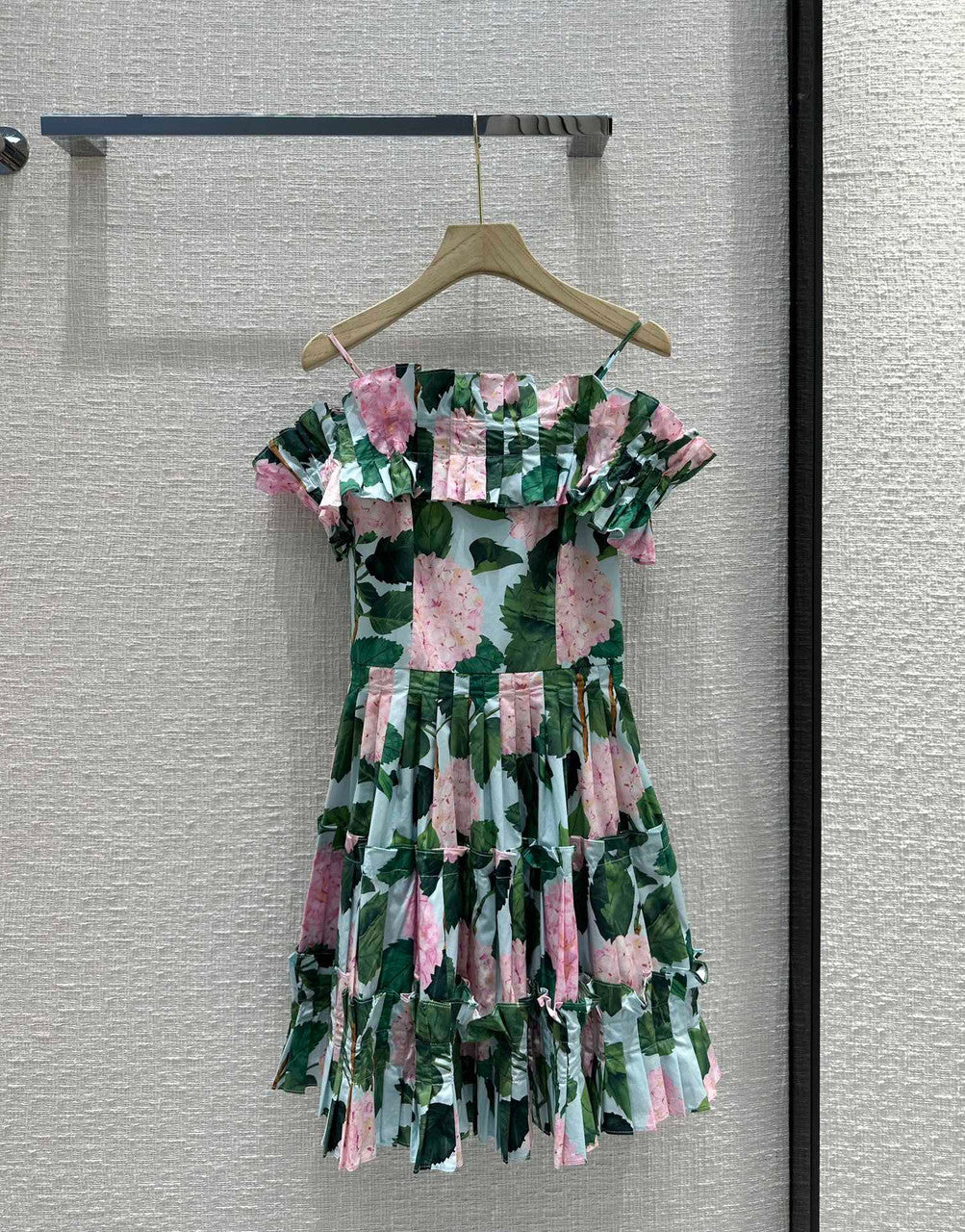 Oscar de la Renta  RUFFLE DETAIL HYDRANGEA OFF SHOULDER MINI DRESS