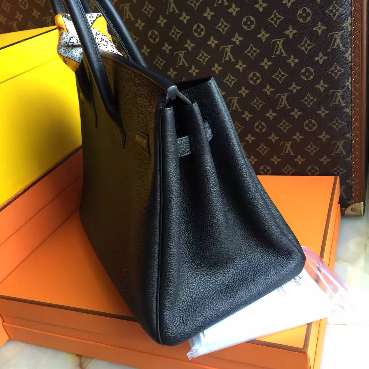 Hermès Birkin 35 cm Togo Leather Gold Hardware